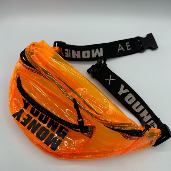 American Eagle AE x Young Money Fanny Waist Pack - Thumbnail 5